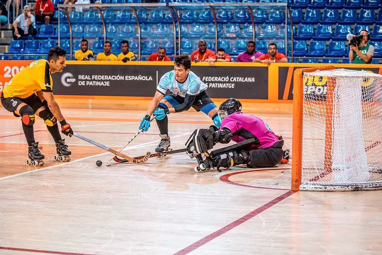 Partido de hockey sobre patines